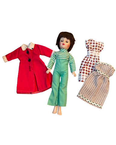 10" High Heel fashion Doll Lot with clothes Dressses Coat Brunette Short Hair