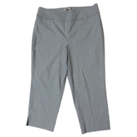 Dalia Women's 16W Seersucker Blue and White striped cropped Capris Pants Dalia Women's 16W Seersucker Blue and White striped cropped Capris Pants