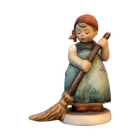 Goebel Hummel Girl with a Broom Figurine in Box 729