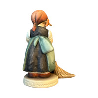 Goebel Hummel Girl with a Broom Figurine in Box 729