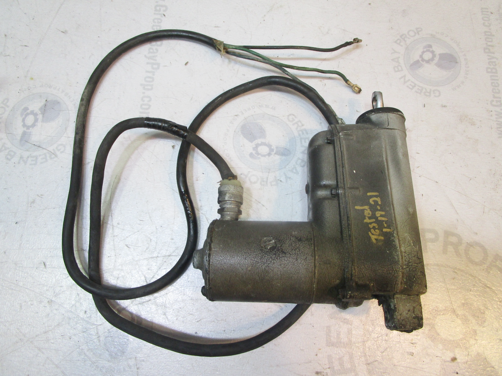 0172513 Evinrude Johnson Outboard Power Tilt Pump Unit 2 Cyl 50-70 HP