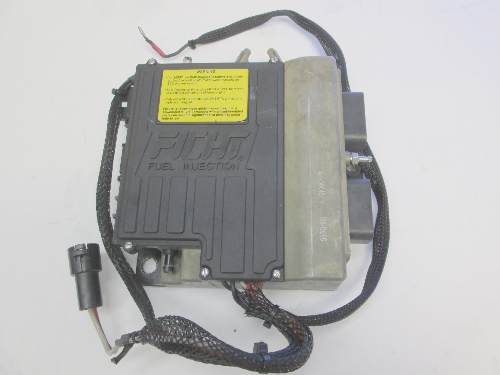 0586484 0586724 EMM Assembly Fuel Injection FICHT 2001 Evinrude Johnson 75 Hp V4