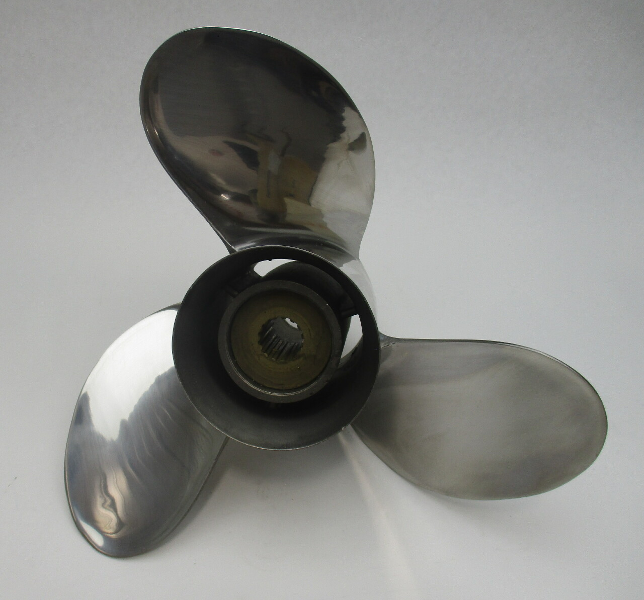 13 1/4 X 18 Pitch SST Propeller for 60-140 HP Mercury Mariner 75-150 HP Force