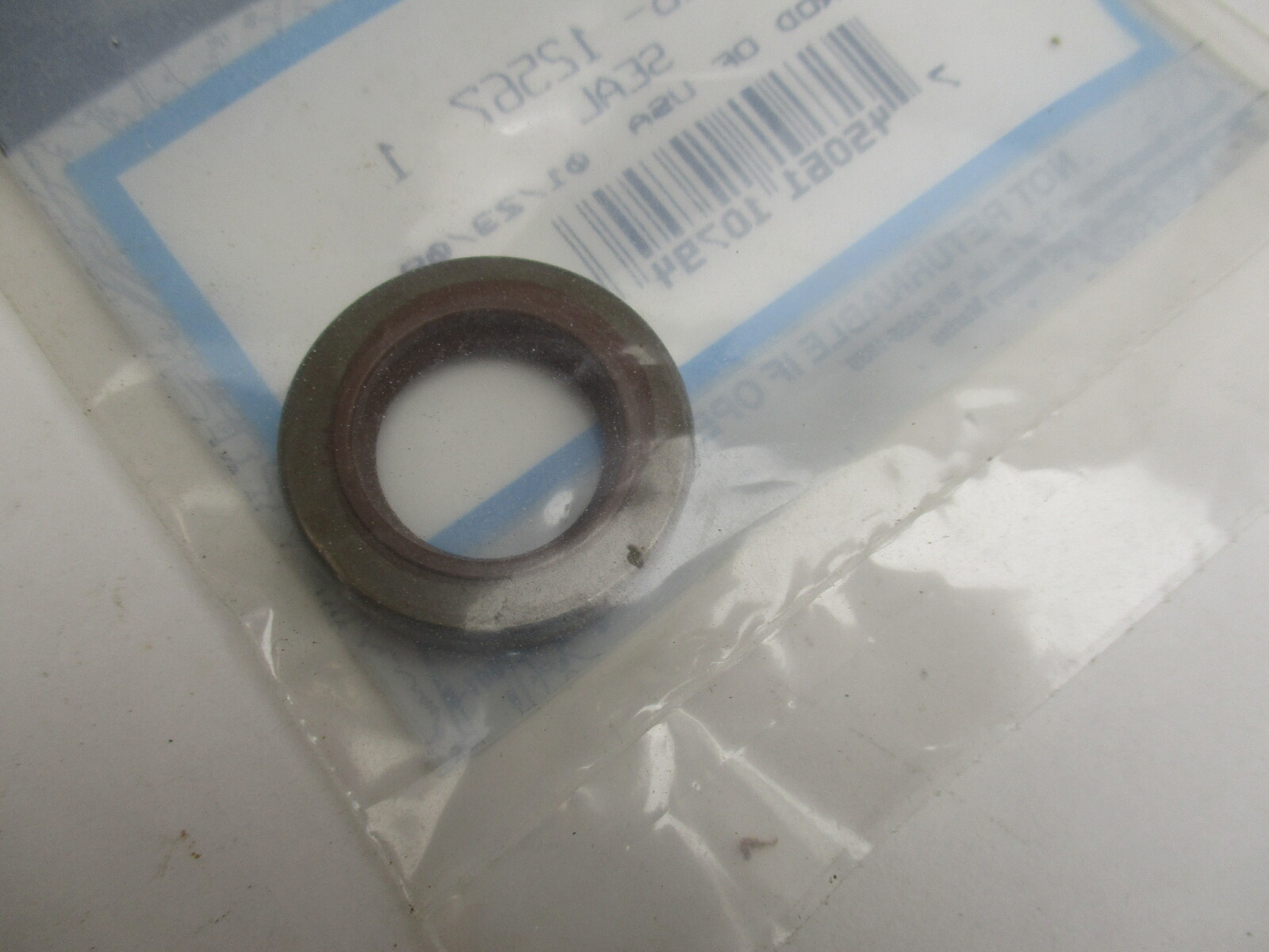 26-125671 12567  Mercury Mariner 6-15 HP Outboard Upper Crankshaft Oil Seal