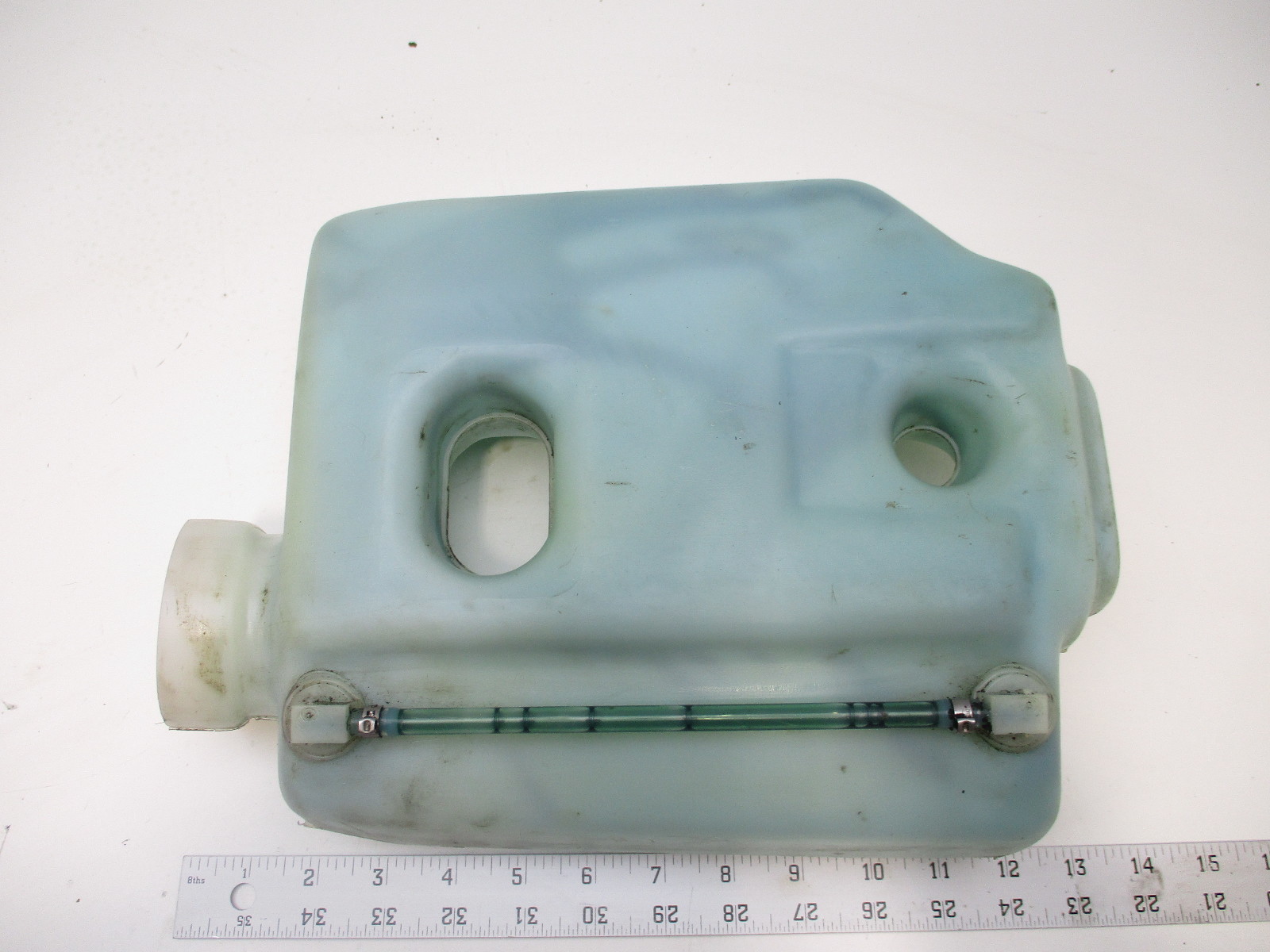 1264812778A1 Mercury 40 Hp 4 Cyl Outboard Oil Injection Tank Assembly