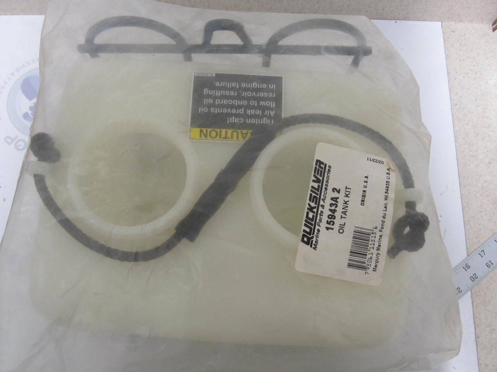 15943A2 Fits Mercury Mariner 150250 EFI Outboard Oil Tank Kit Green