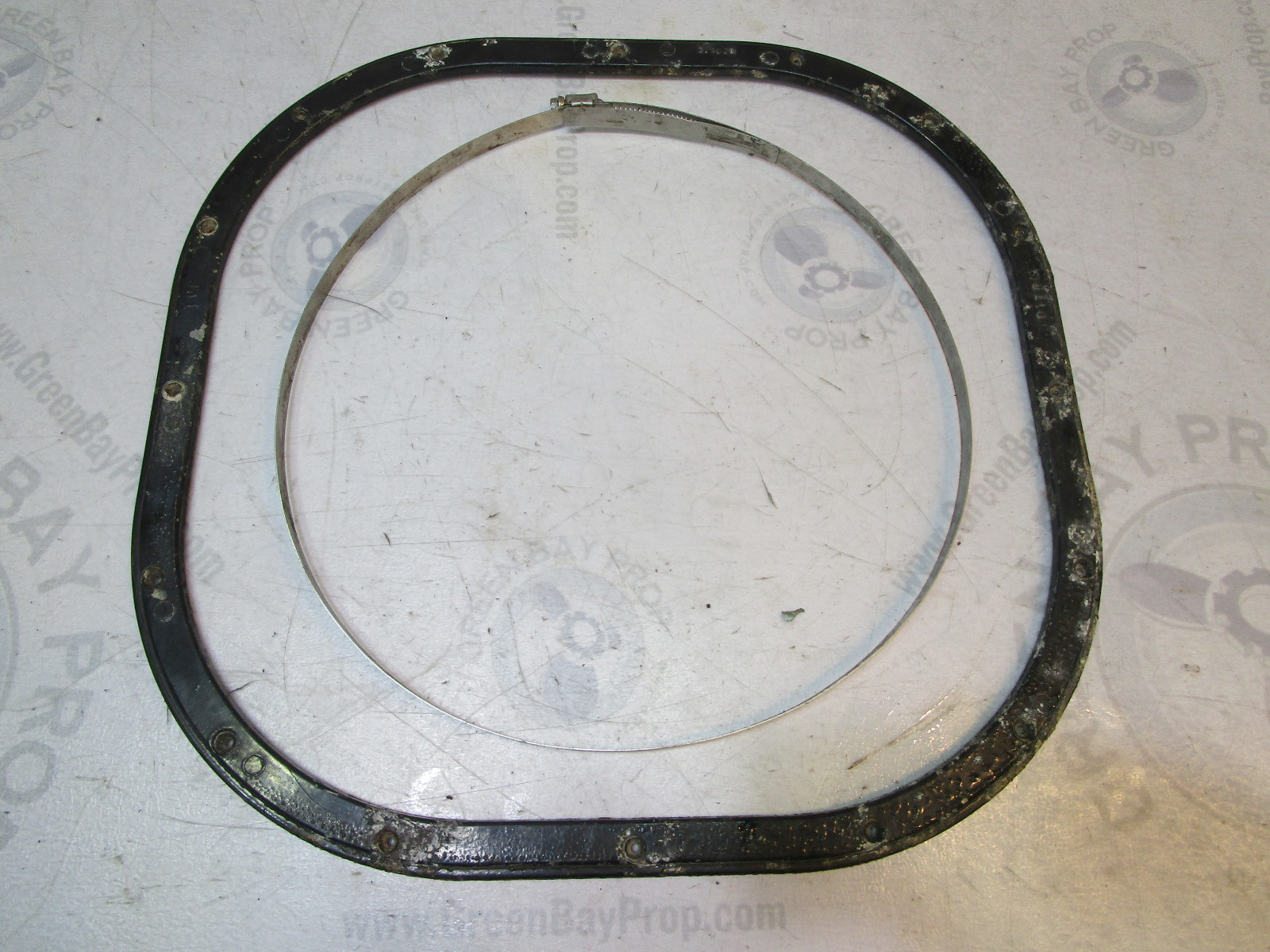 0313081 OMC Stringer Stern Drive Transom Seal Plate & Clamp