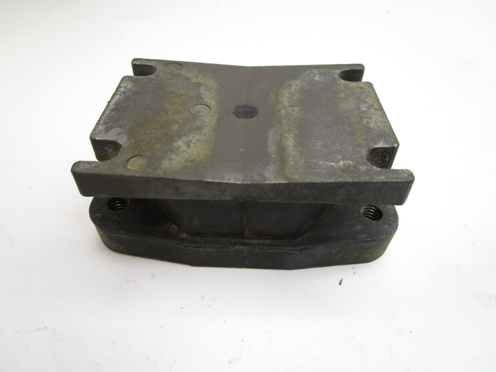 803714T F438346 Force Outboard Lower Engine Rubber Shock Mount