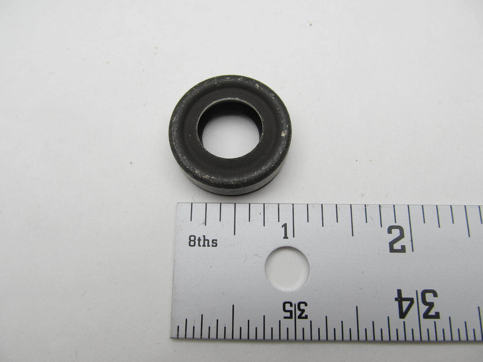 313282 0313282 OMC Oil Seal Retainer Evinrude Johnson 6-9.5HP