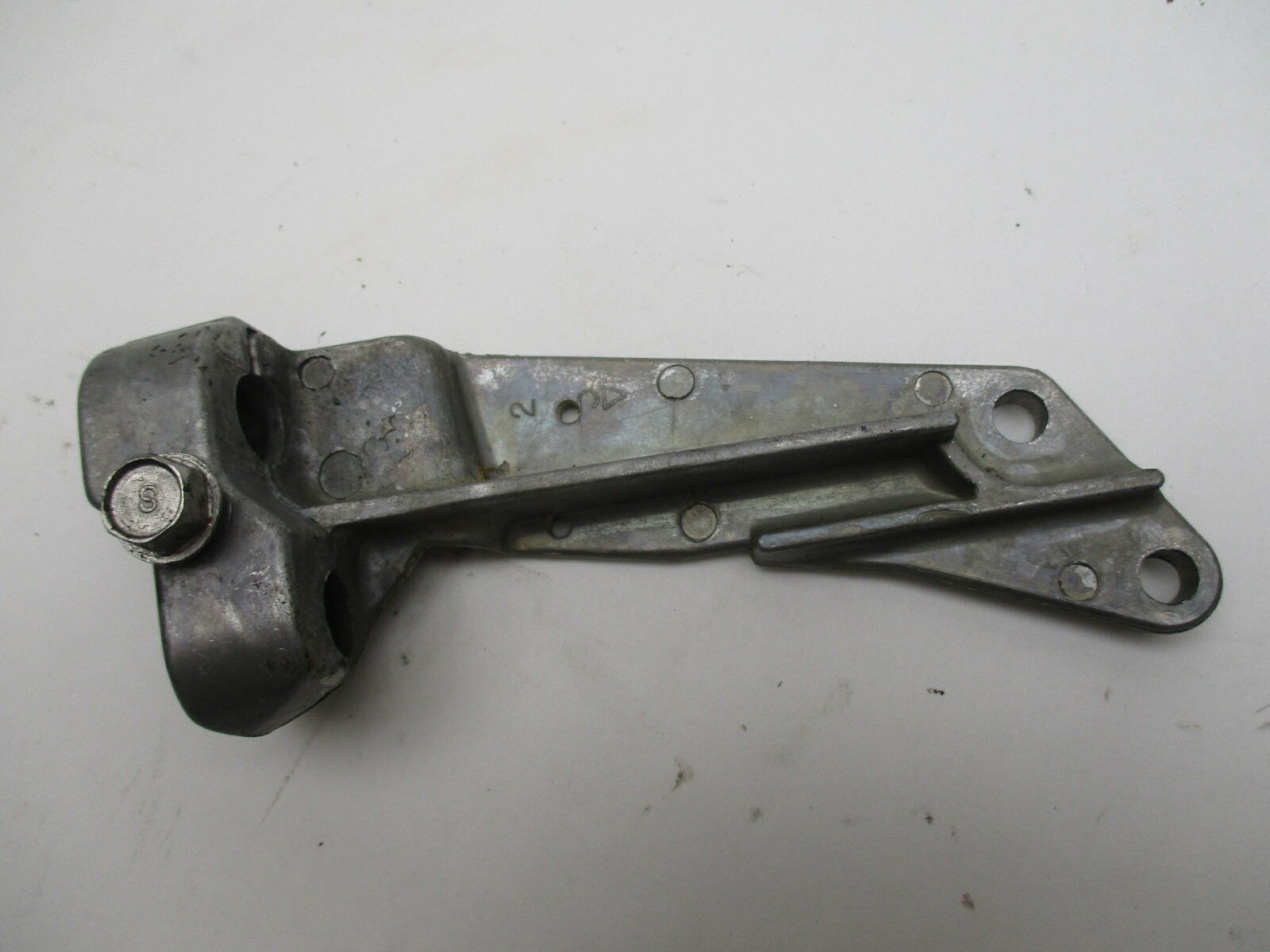 349061 0349061 0345672 345672 OMC Evinrude Johnson V4 V6 Outboard Trunnion Block