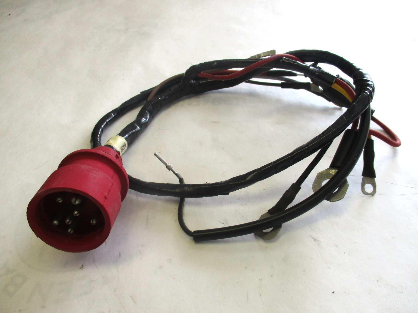 391818 0391818 OMC Evinrude Johnson Outboard Engine Wire Harness 25-35 HP NLA