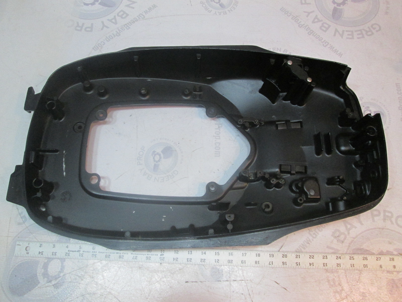 828165A1 828165A 1 Fits Mercury Mariner Outboard Bottom Lower Cowl 40-50HP 30Jet