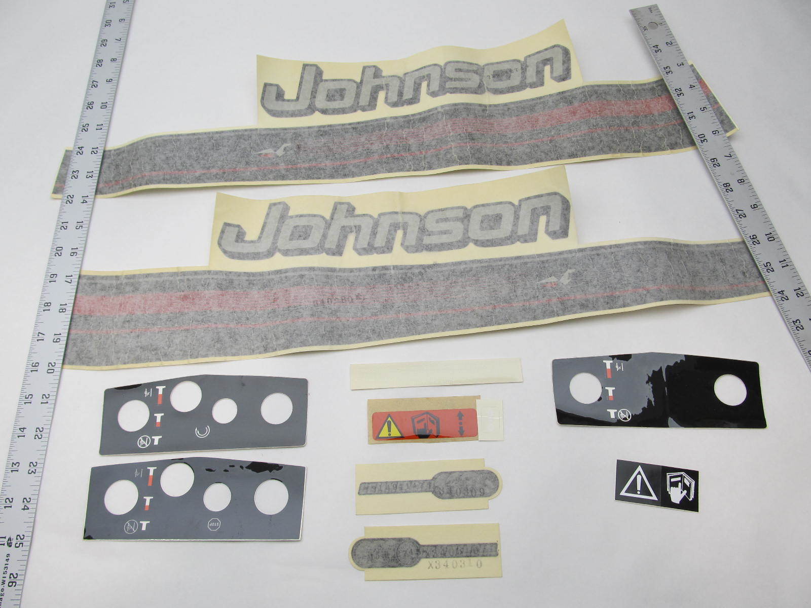 0437039 437039 OMC Johnson Outboard Cowl Decal Set Black Silver Red