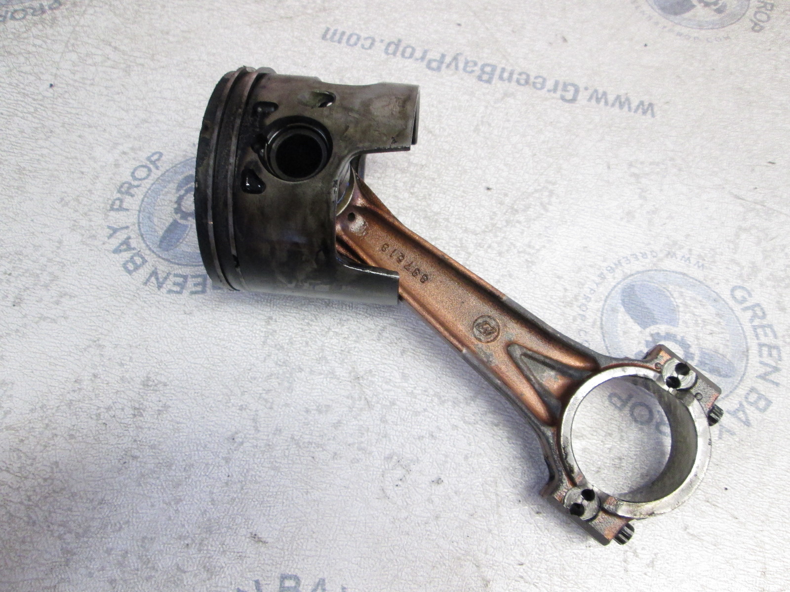 5000788 Port Piston & Connecting Rod Evinrude Johnson Ficht 200-250 Hp Outboard