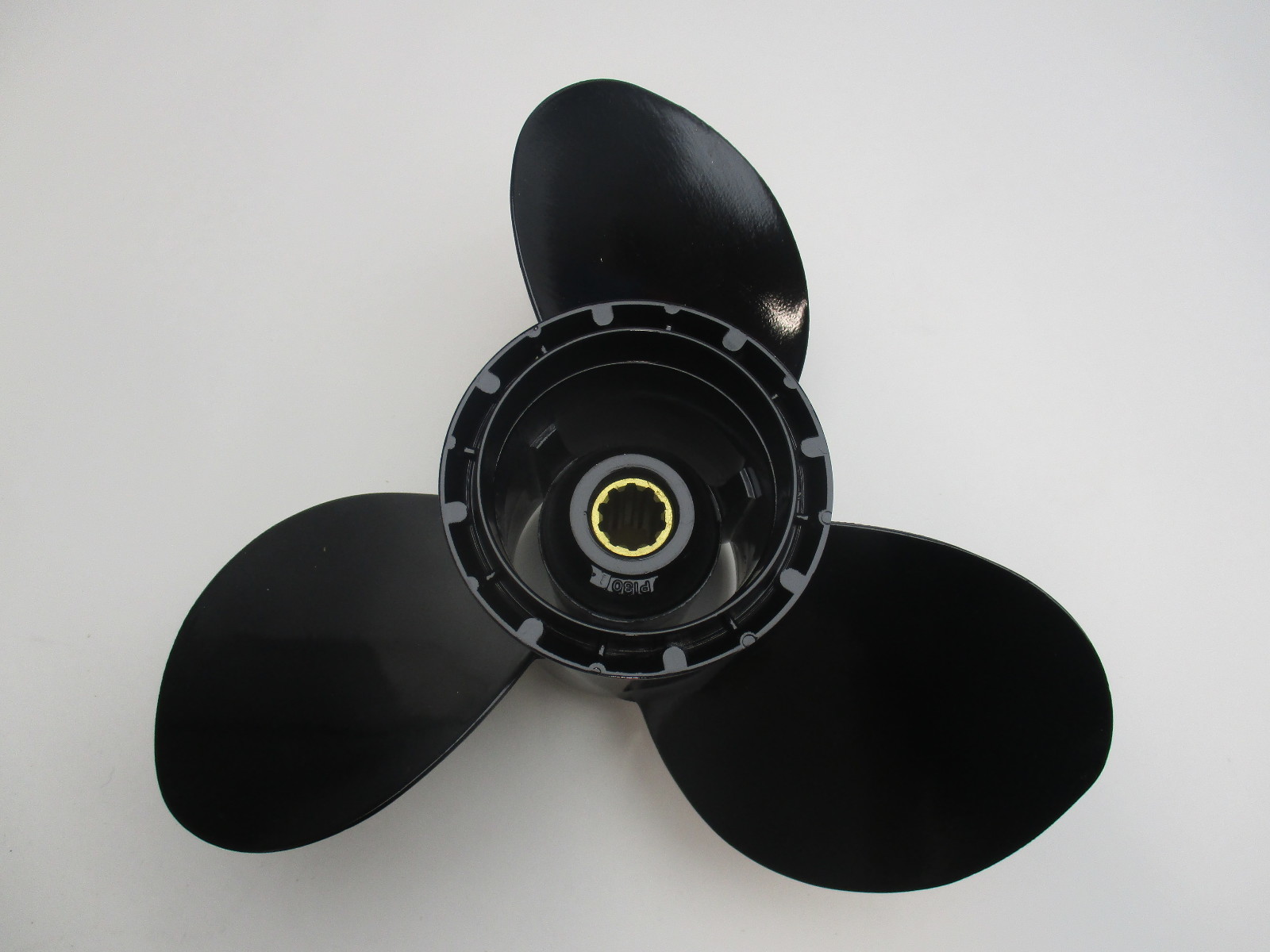 5032110 10.1 X 13 Pitch Propeller for Johnson 4-Stroke & Suzuki 25-30 HP Outboards