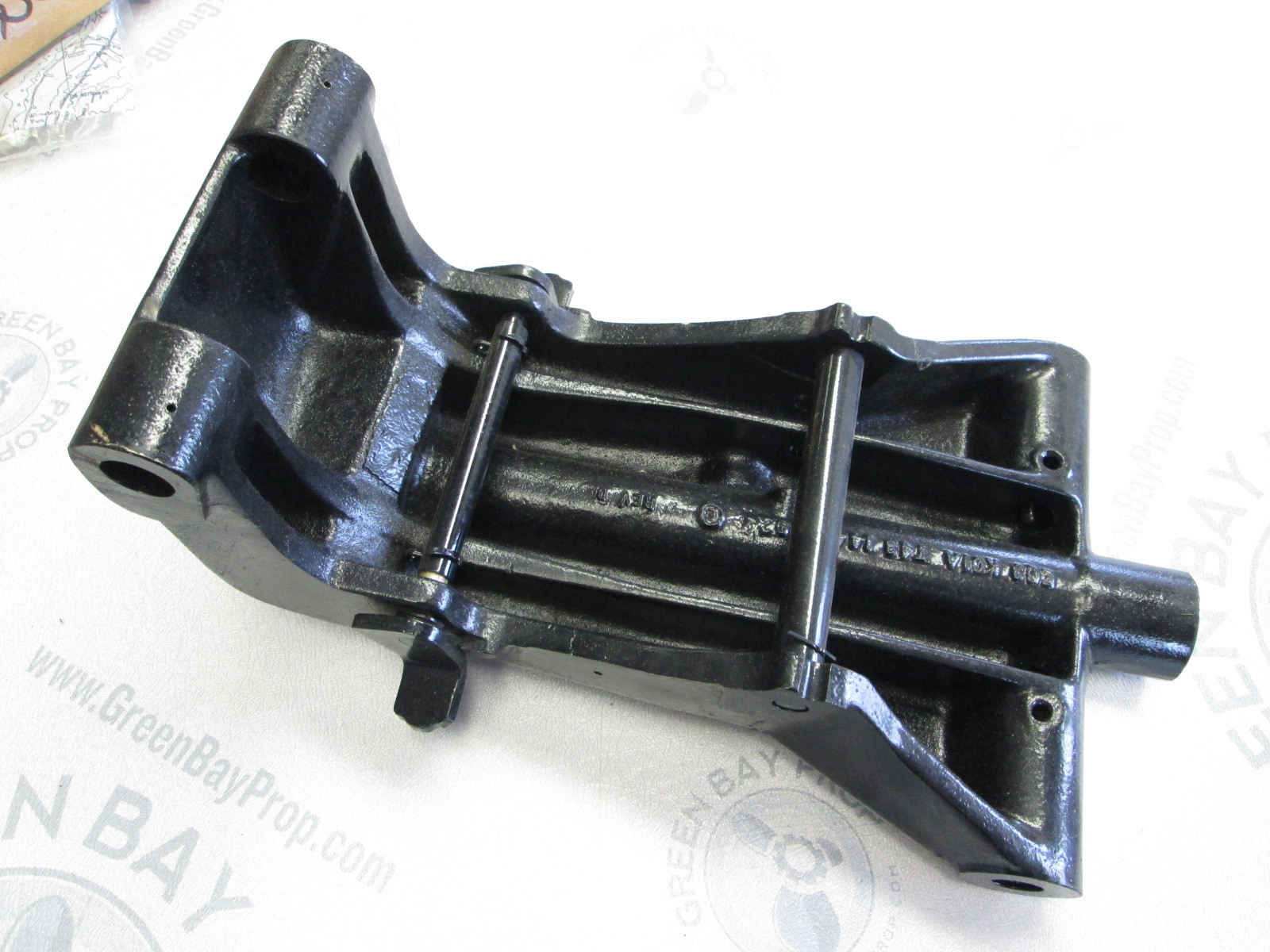 14535271A3 Mercury Mariner Outboard Short Shaft Swivel Bracket Green Bay Propeller & Marine LLC