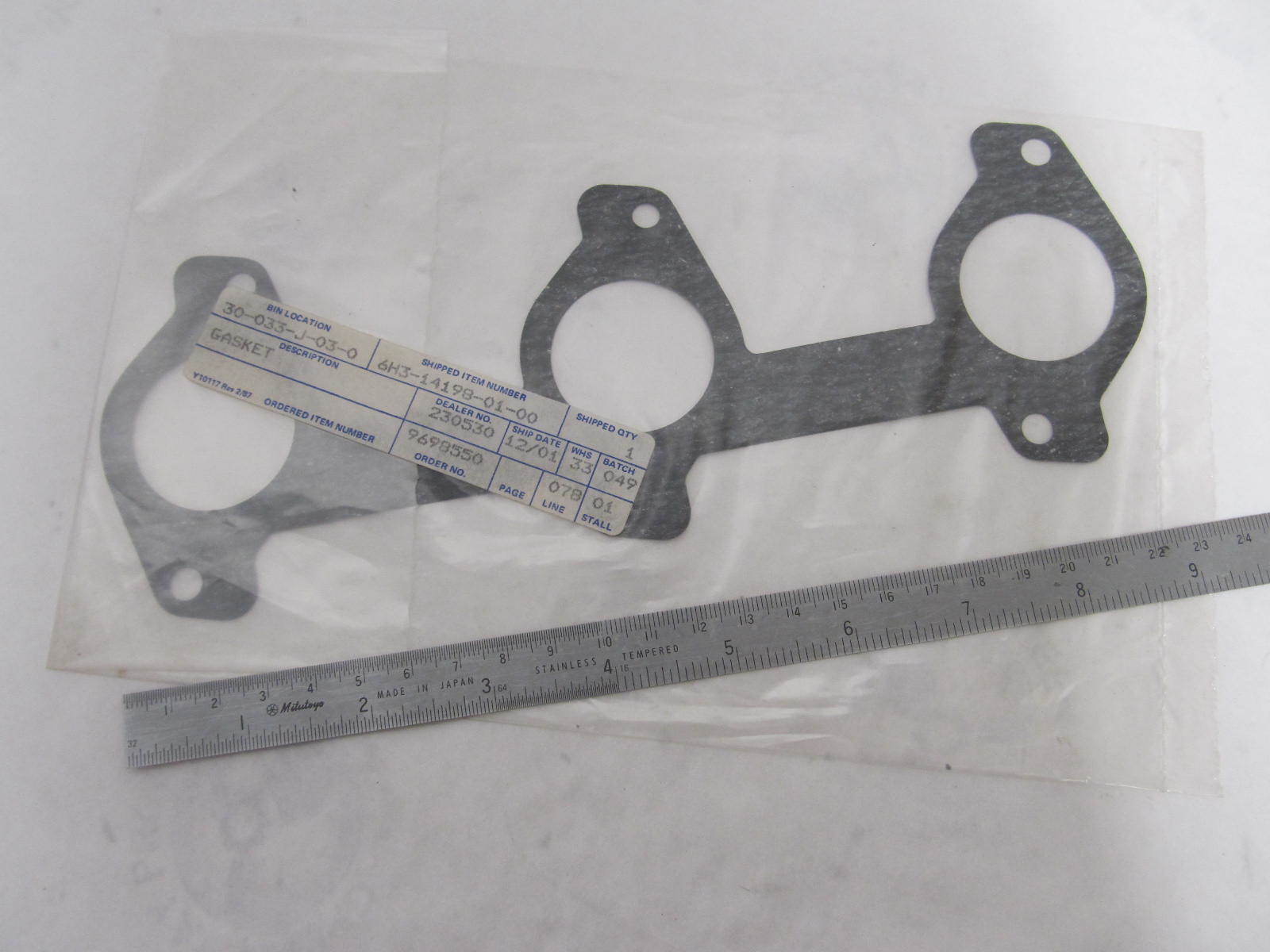 6H3-14198-01-00 6H3-14198-A1-00 Carb Mounting Gasket Yamaha 60-70 HP Outboards