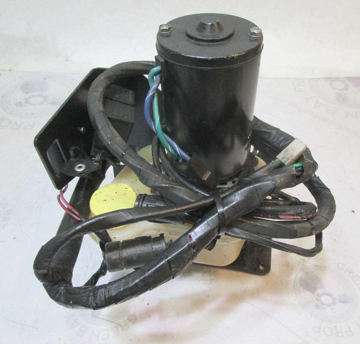 3858069 Volvo SX & OMC Cobra Stern Drive Trim Tilt Motor Pump 1998 & Up