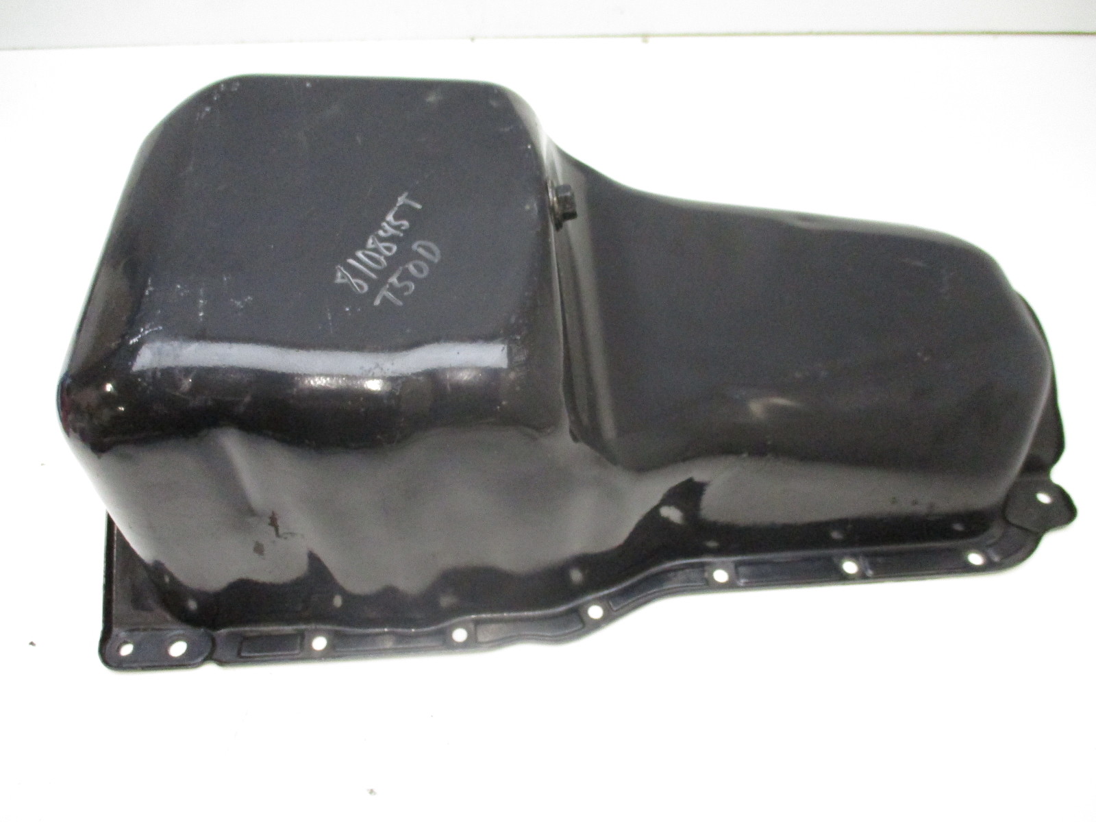 810845T Mercruiser 3.0 140 HP Stern Drive Oil Pan 1990-98