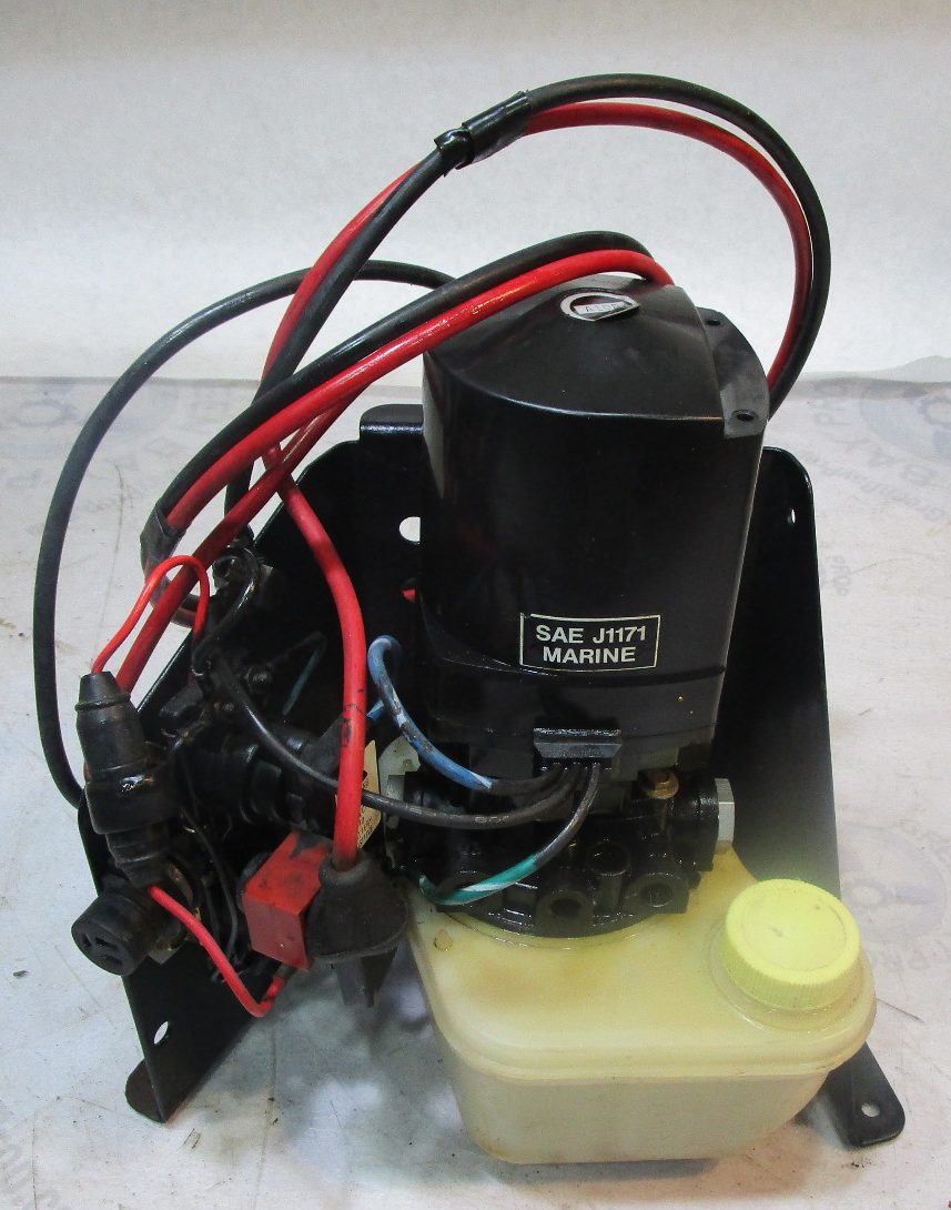 865380A13 Mercury Mercruiser Sterndrive Alpha One Gen 2 Trim Tilt Pump 865380