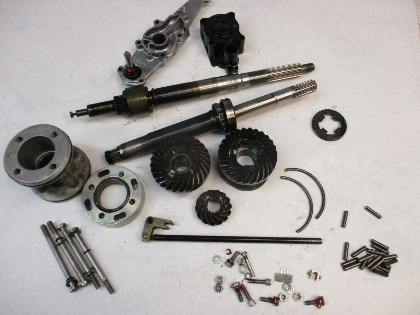 Force LDrive 90 129 Lower Unit Rebuilt Kit Everything Inside Gear Case