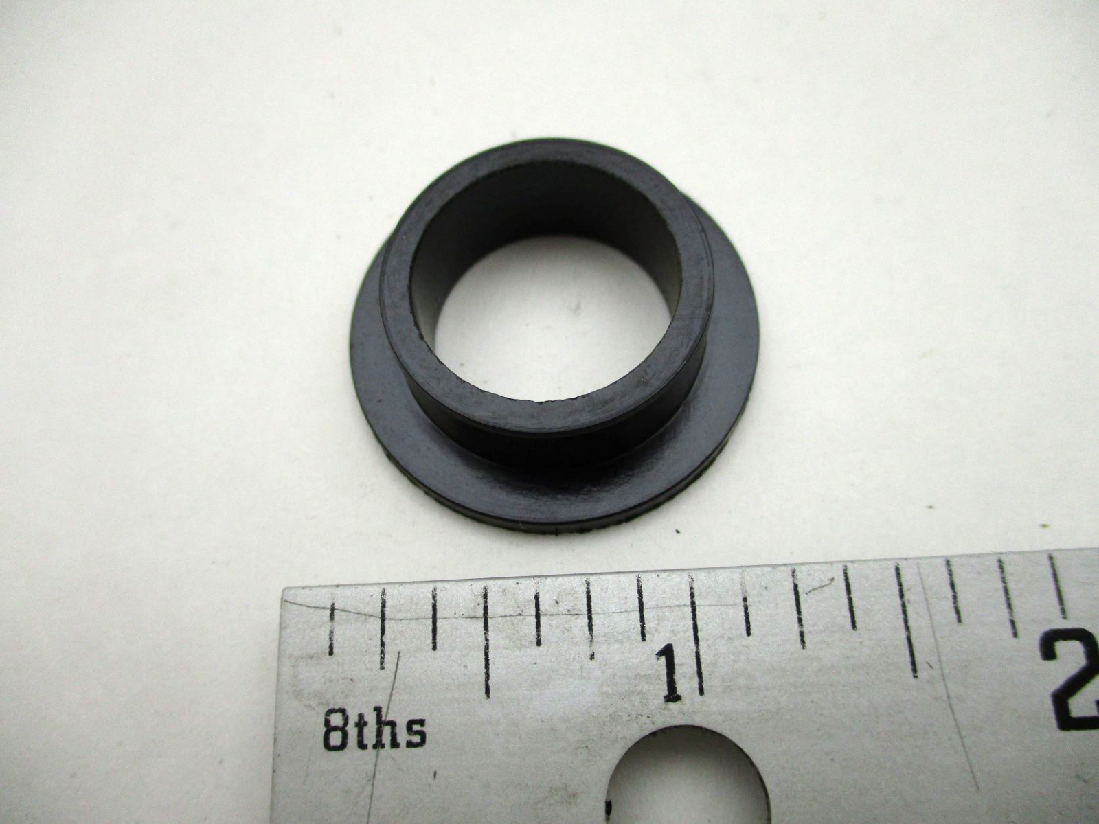 300619 0300619 OMC Bushing Evinrude Johnson 3-4 HP Vintage Outboards