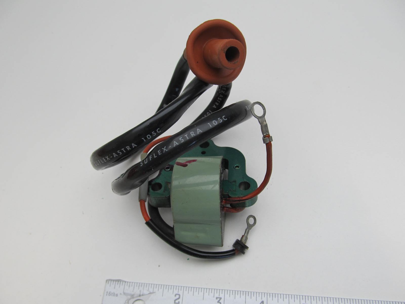 581024 0581024 OMC Evinrude Johnson Outboard Snowmobile Coil Yoke & Lead