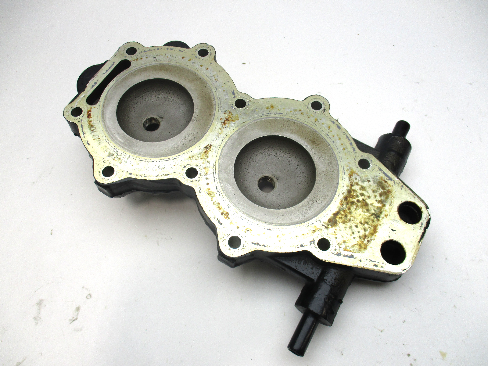 0339540 Johnson Evinrude Outboard Cylinder Head 40 HP 95-05