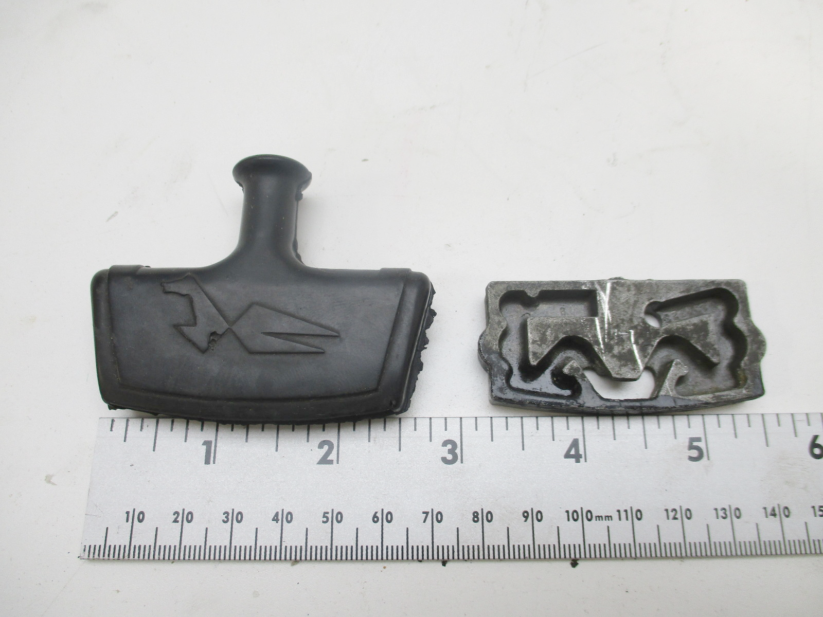 304323 313154 Rope Anchor and Handle Assembly Vintage Johnson 5-50HP Outboard