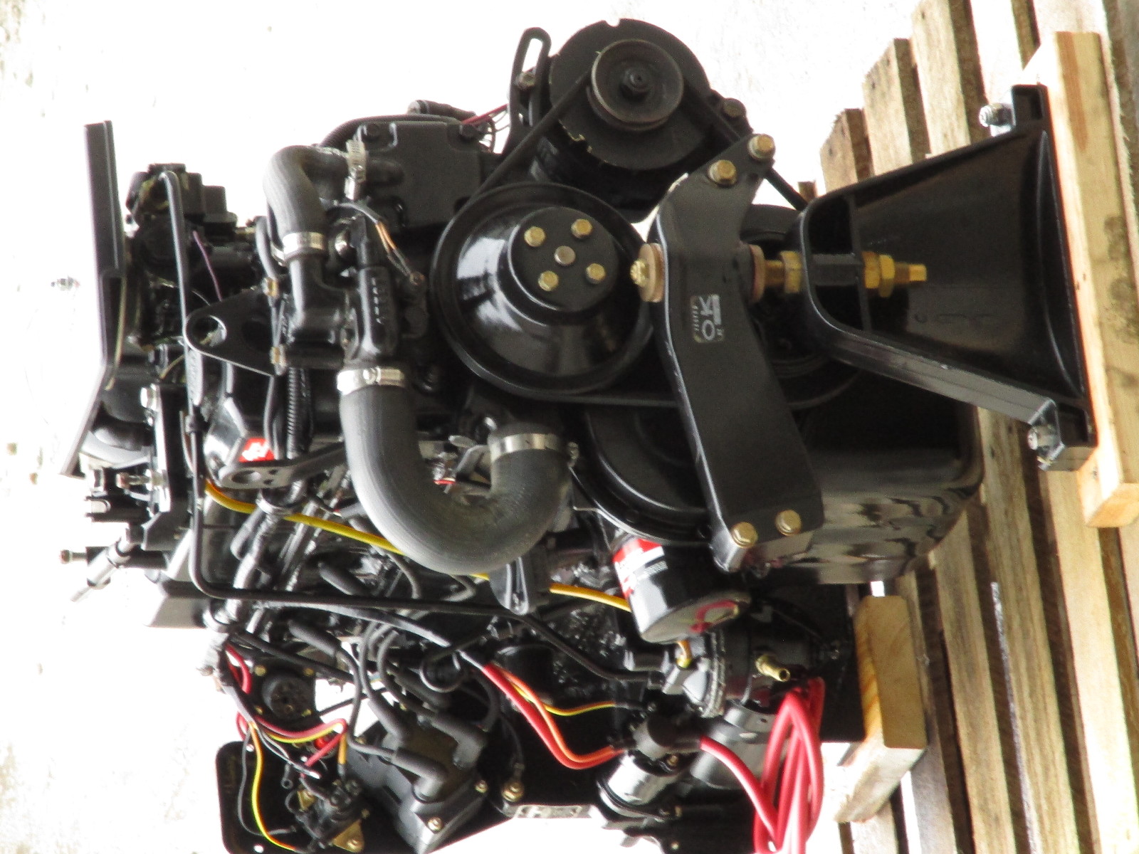 Mercruiser Alpha One Motor 4 Cylinder 3.0 Liter Engine 1980s1999 Plug