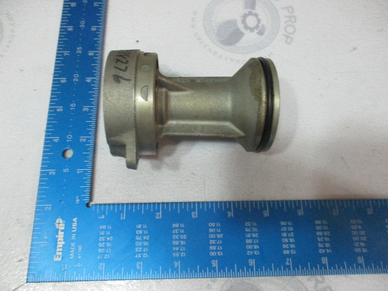 0388276 Evinrude Johnson Lower Unit Bearing Carrier Housing 9.9/10-15 Hp