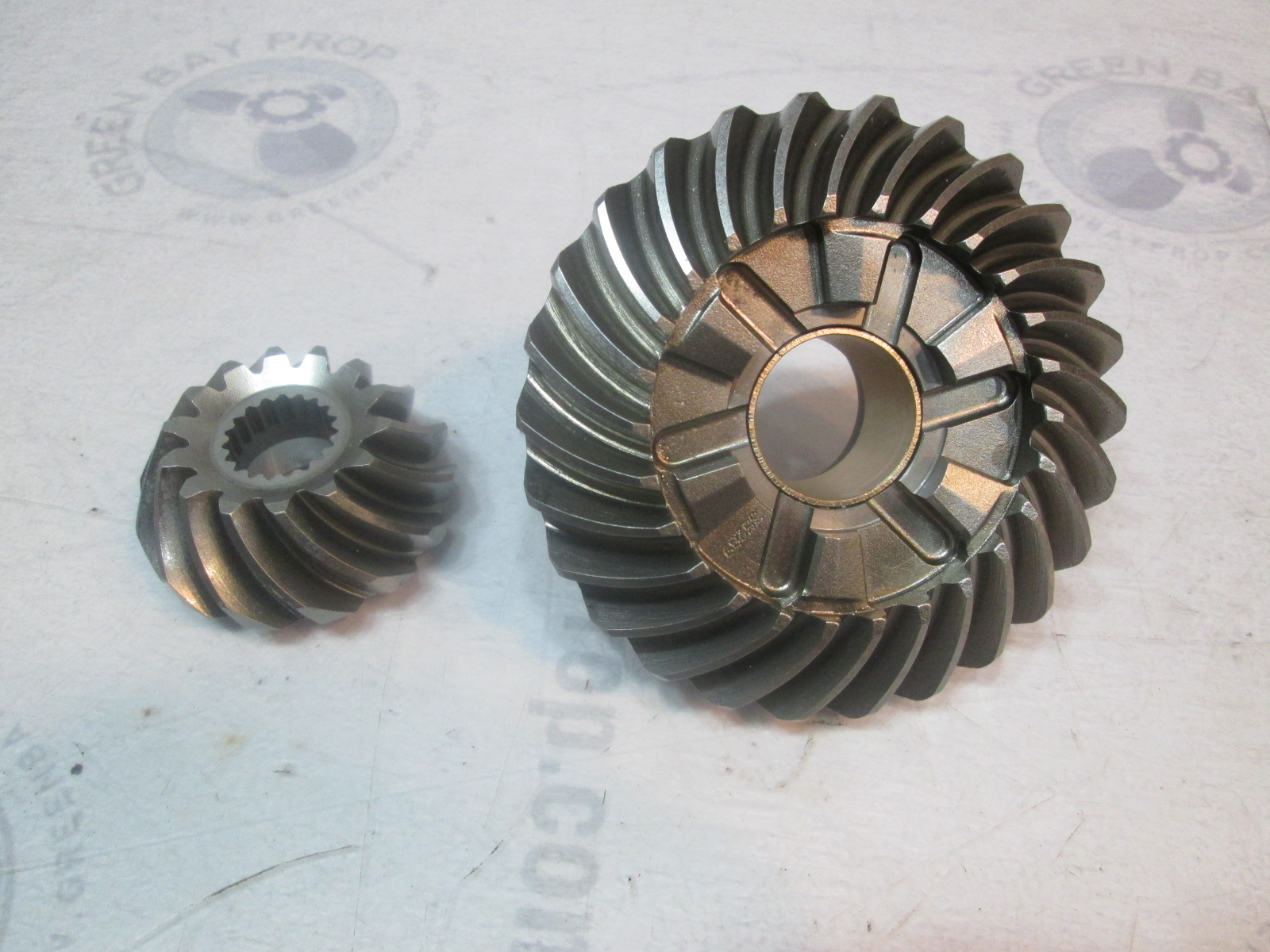 Starter Replacement For Pinion Drive Gear Mercury Mariner Johnson Evinrude OMC Outboard 1801940 Starter Replacement For Pinion Drive Gear Mercury Mariner Johnson Evinrude OMC Outboard 1801940