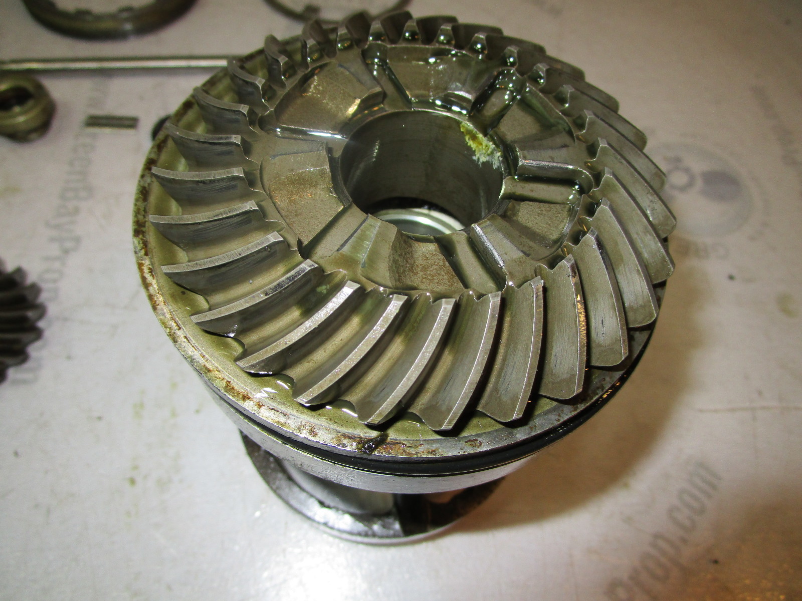 4396084A4 Mercruiser Alpha One Gen I Lower Unit Gears Prop Drive Shaft