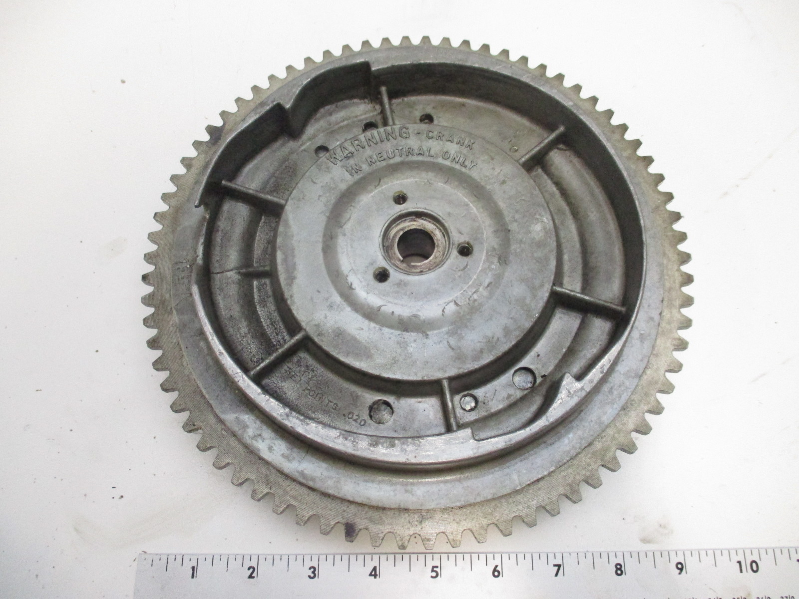 581109 0581109 Evinrude Johnson 25 Hp Outboard Flywheel 74 Teeth