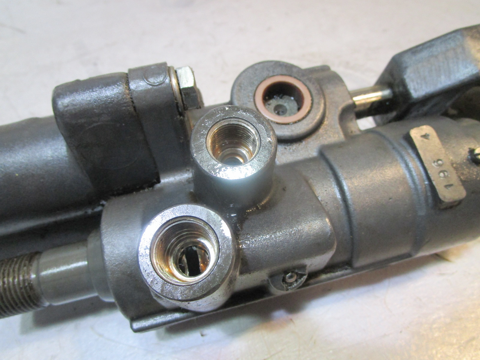 806034A1 Mercruiser Gen II & Bravo Stern Drive Power Steering Cylinder