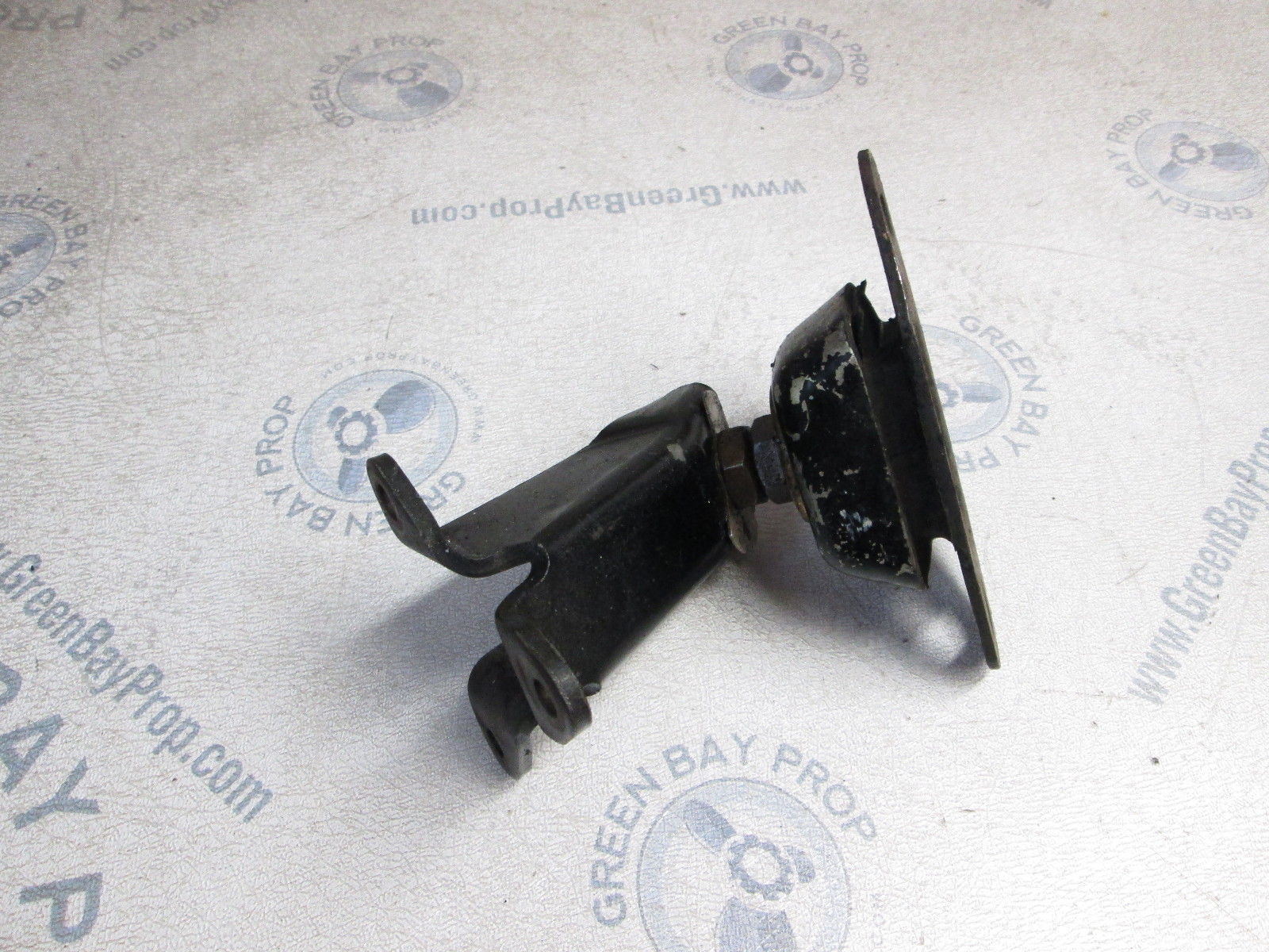 44364A1 66284A2 Mercruiser V6 V8 4.3-5.7 Stern Drive Engine Motor Mount Stamped