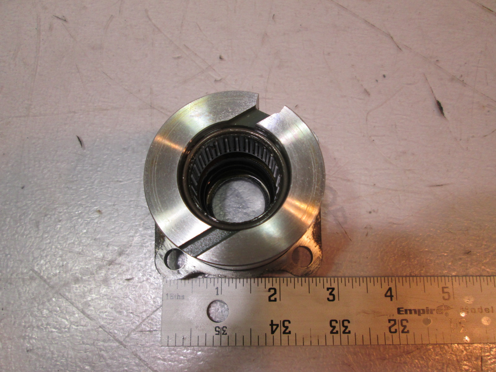 6P2453310094 Yamaha Outboard 225300 Hp Driveshaft Bearing Housing