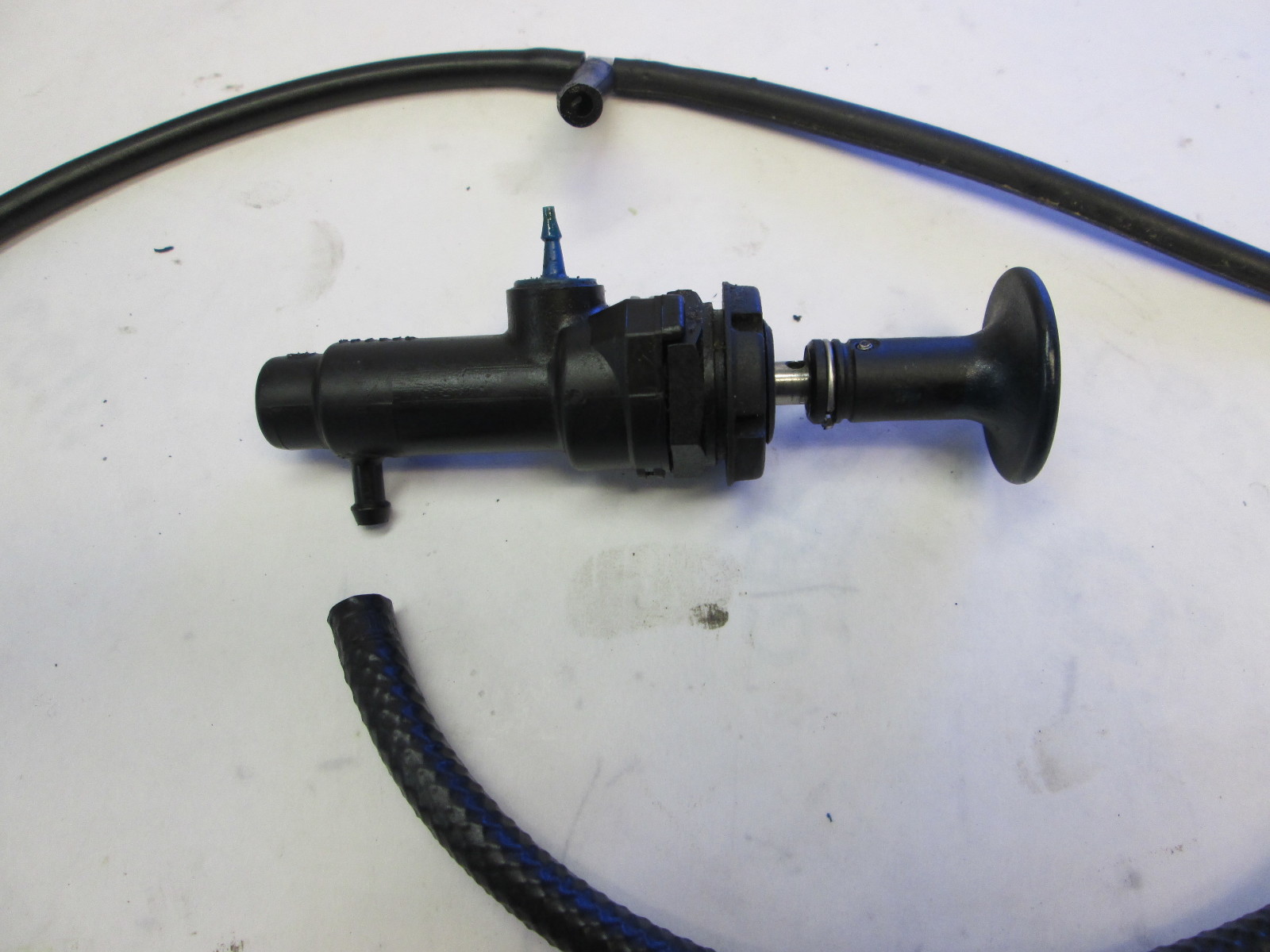 0398775 OMC Evinrude Johnson Outboard Manual Fuel Primer Pump Green