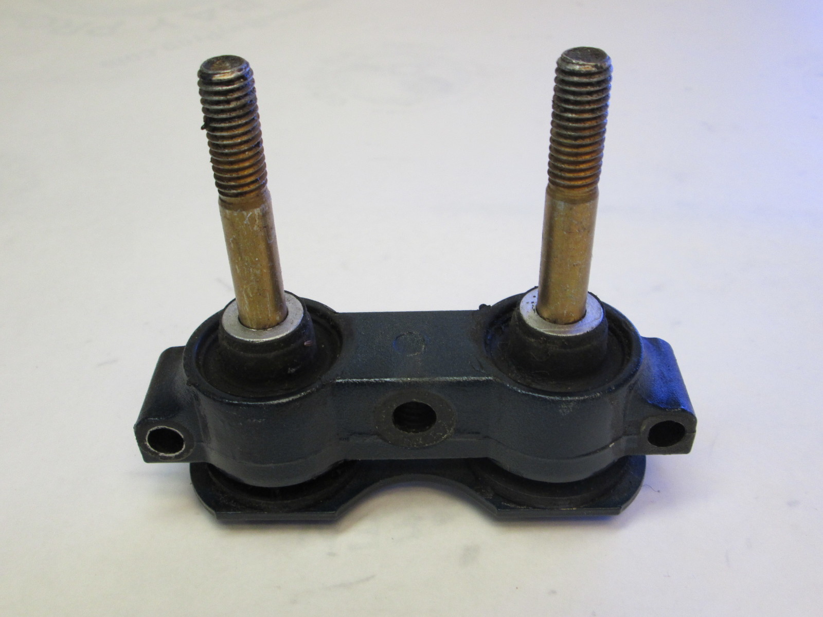 2-Pack Upper Motor Mount For Johnson Evinrude OMC 20-30 HP Outboards – Replaces 325974, 0325974