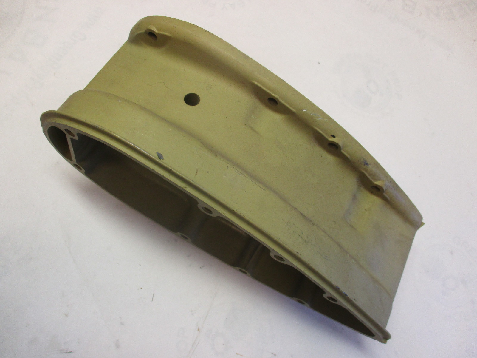 307179 Vintage Evinrude Johnson Outboard Gearcase Housing Extension 305450