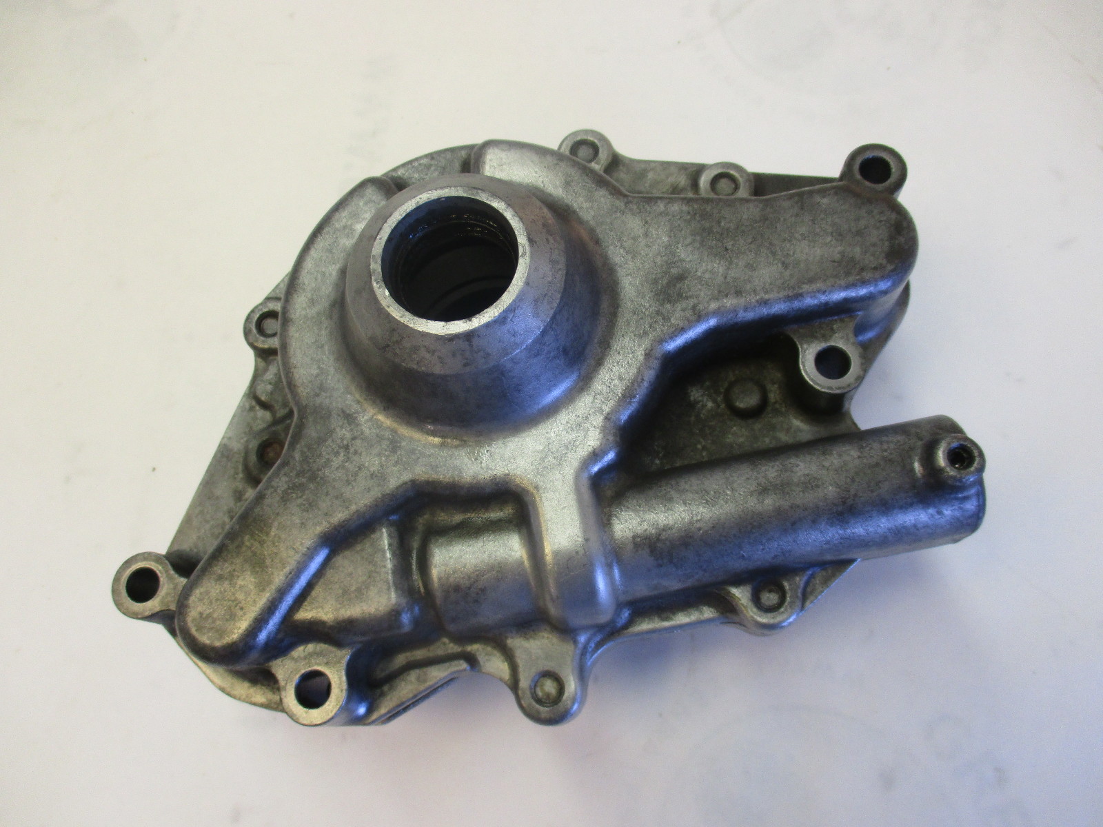 69J133000000 Yamaha Outboard Oil Pump Assembly 200250 HP Green