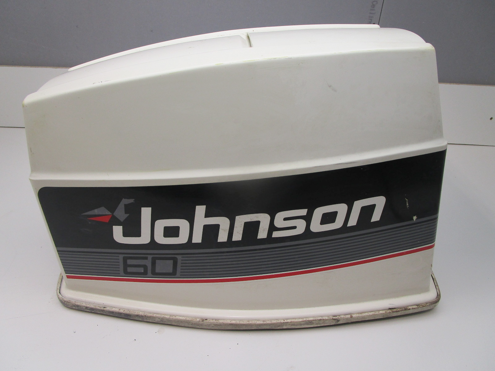 435727 Evinrude Johnson 60 HP VRO 3 Cyl Motor Cowl Engine Cover Top