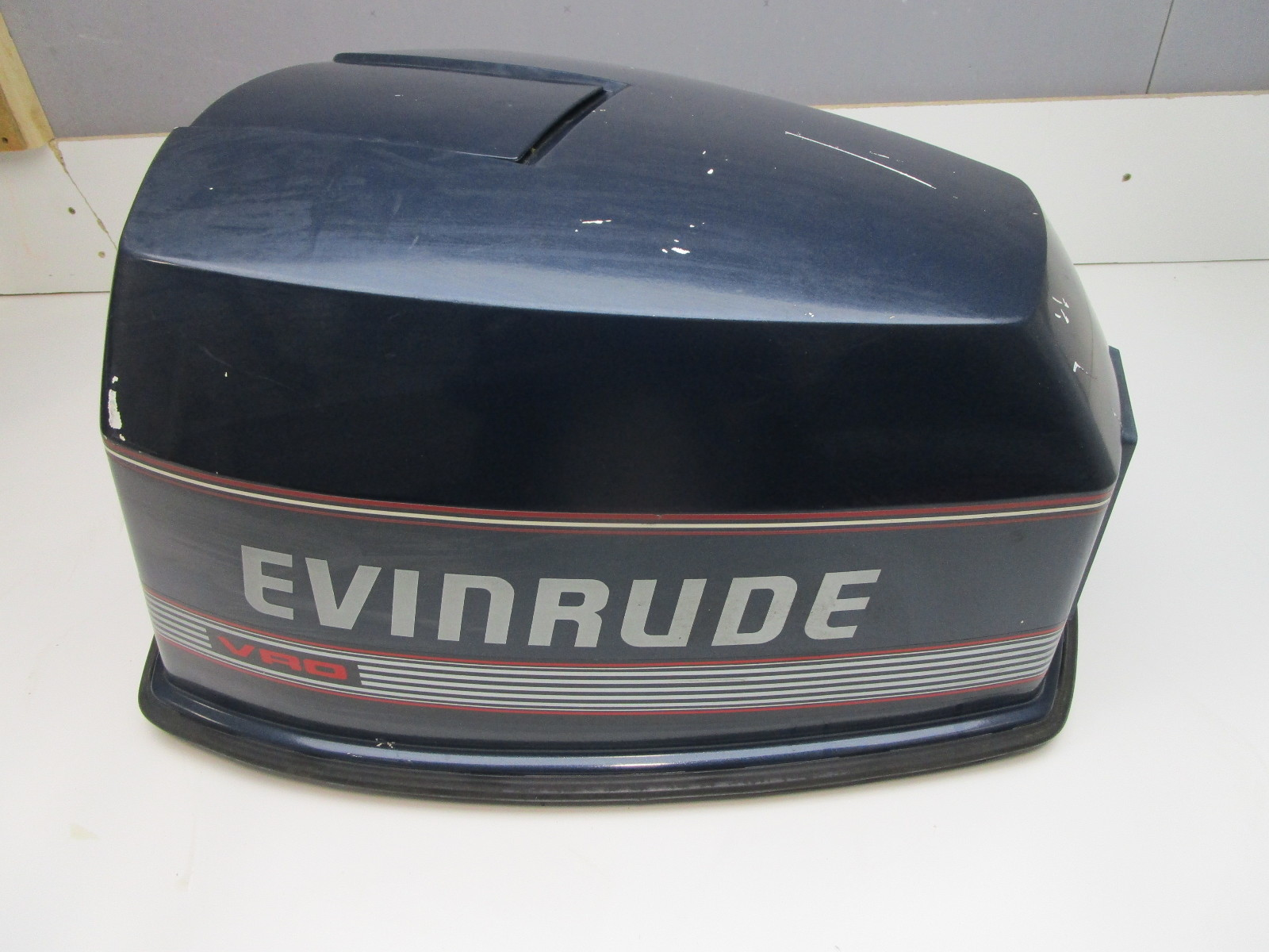 Evinrude Johnson 90 HP V4 VRO Blue Motor Cowl Engine Cover Top Cowling