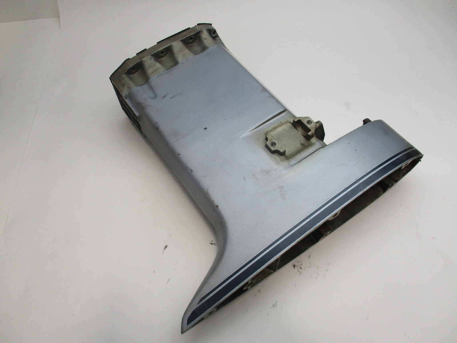 327877  0327877 Johnson Evinrude Outboard Long Shaft Exhaust Housing 35-55 HP