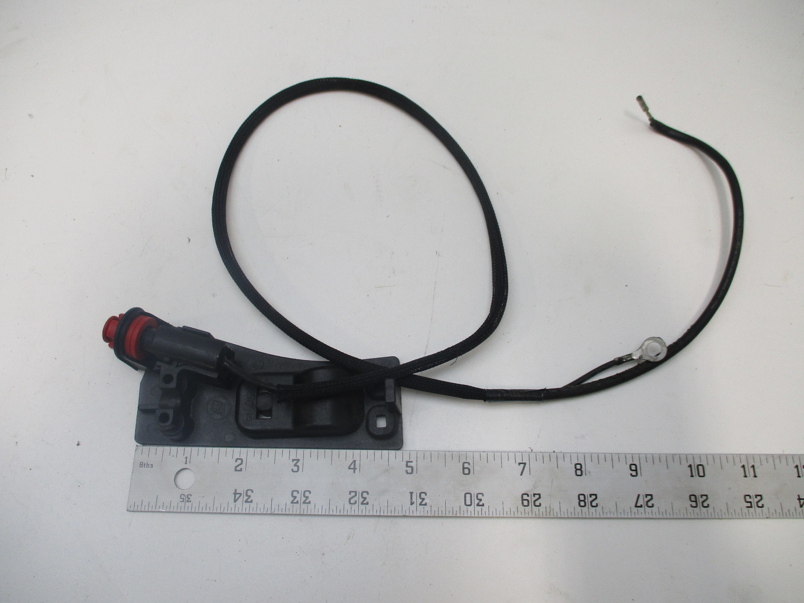 0584585 Evinrude/Johnson/OMC Stop/Cutoff Switch