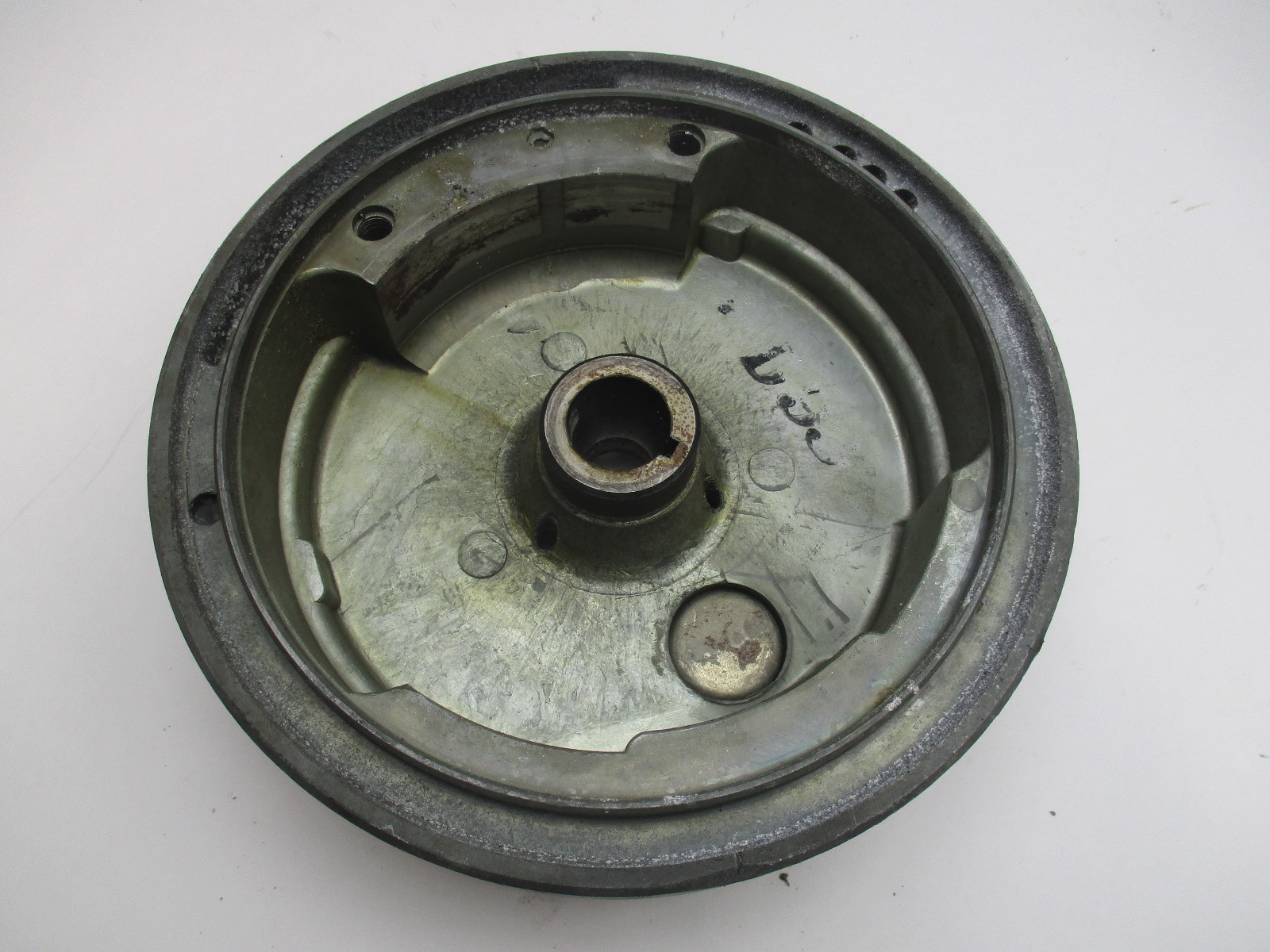0580203 OMC Evinrude Johnson Outboard 10 HP 1962 Sportwin Flywheel