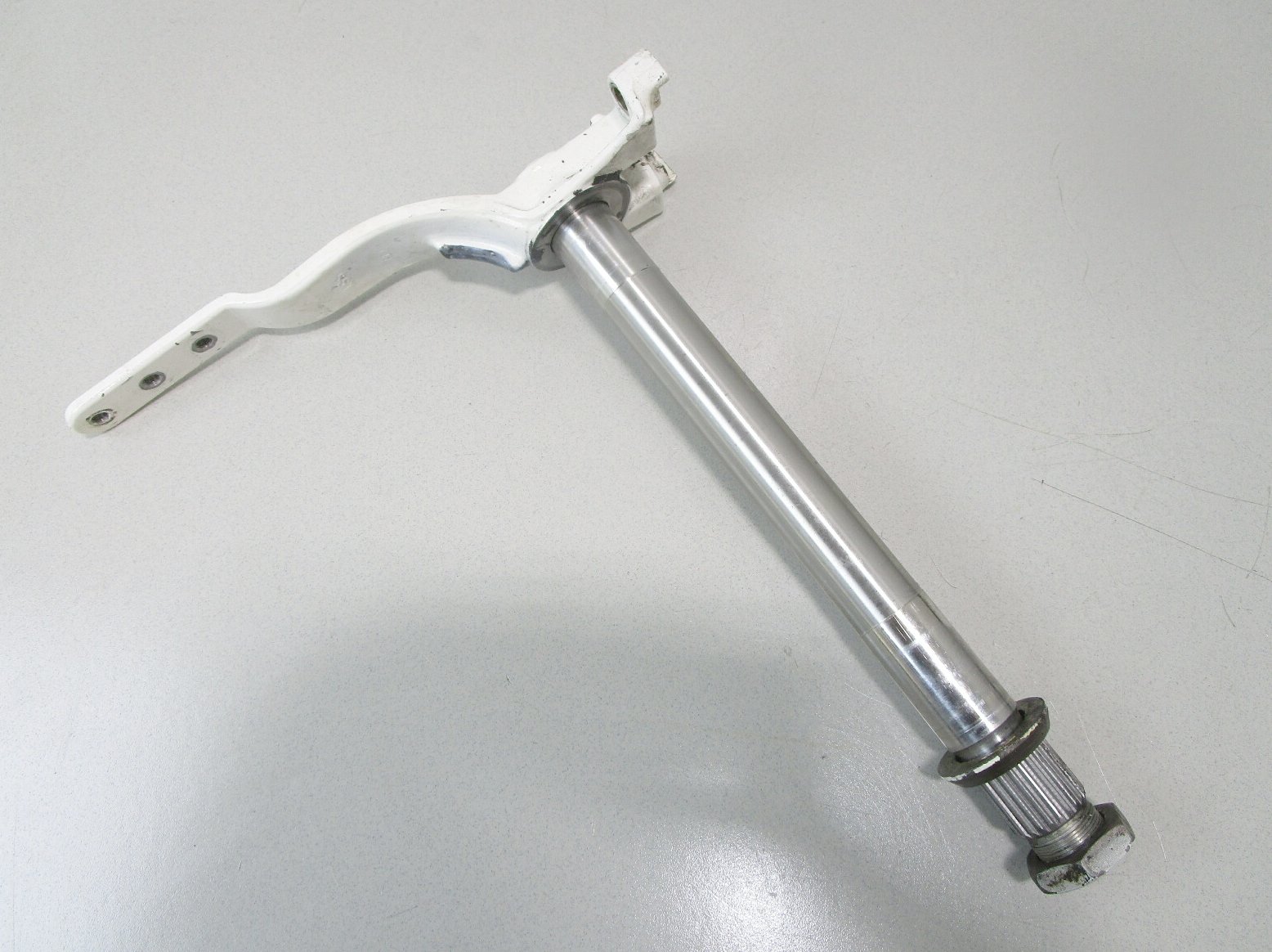 0436982 Johnson Evinrude OMC Outboard 20" Steering Arm & Shaft 90-175 Hp White