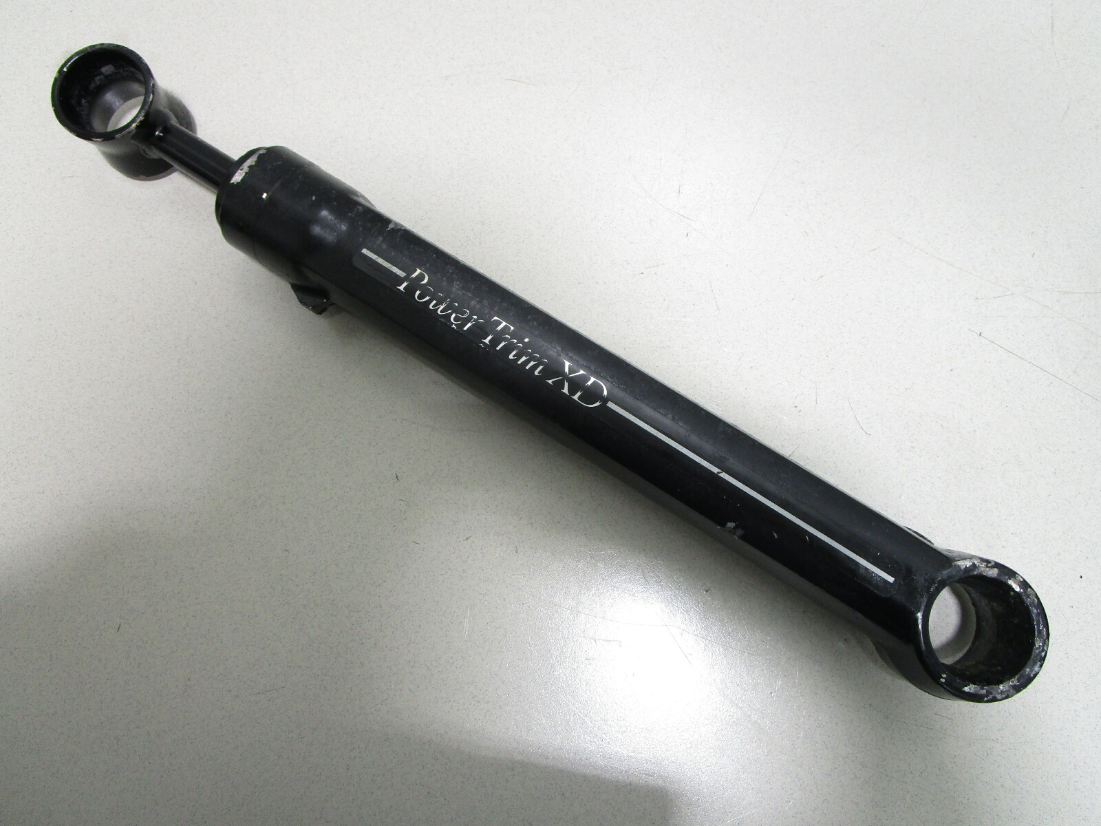 14034A3 Starboard/Right Trim Cylinder For Alpha Mercruiser 1983-1990 14034-1