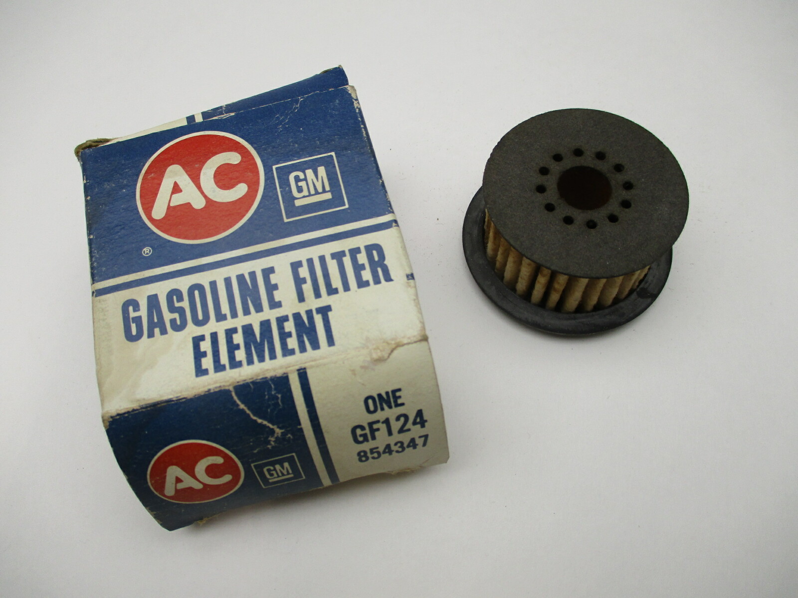 854347 GF124 Vintage GM AC Delco Gasoline Fuel Filter Element & Gasket