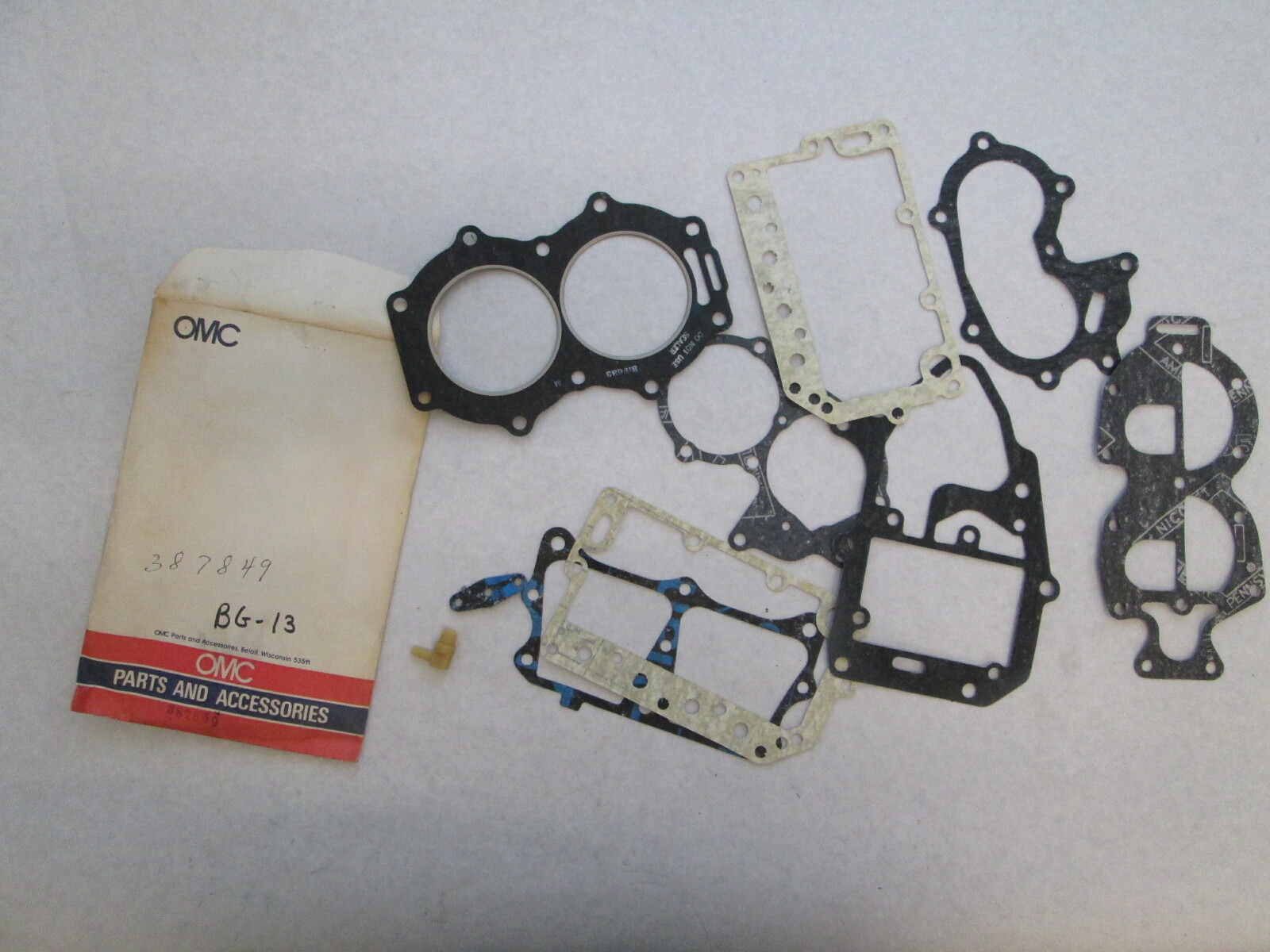 NEW OEM OMC Johnson Evinrude 387849 0387849 Powerhead Gasket Set